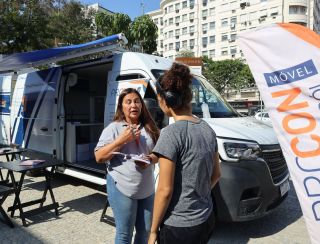 Dia do Consumidor: Procon Niterói realiza ação de conscientização na Praça Arariboia