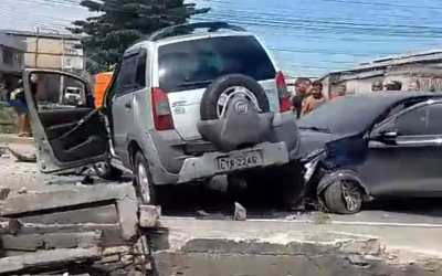 Bebê de 3 meses e mais três pessoas ficam feridas em grave acidente na RJ-104 em São Gonçalo
